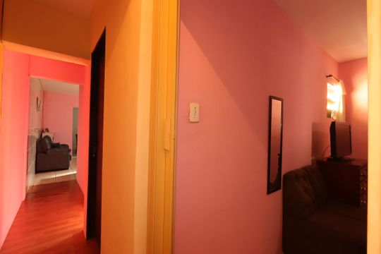 Corredor da Casa 1 de casa à venda com 3 quartos, 225m² em Parque Itrapoã, Santo André