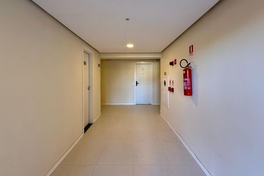 Hall Bloco de apartamento para alugar com 2 quartos, 34m² em Jardim São Luís, São Paulo