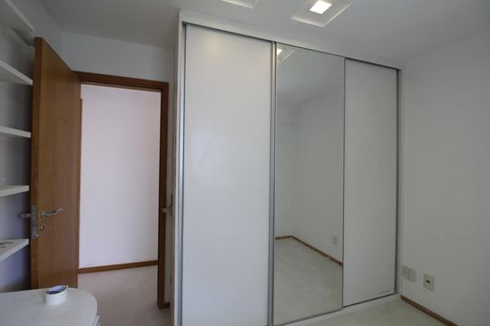 Quarto 2 de apartamento para alugar com 4 quartos, 104m² em Freguesia (jacarepaguá), Rio de Janeiro