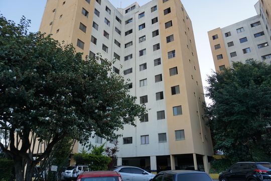 Área comum de apartamento para alugar com 2 quartos, 53m² em Jardim Vitória, Embu das Artes