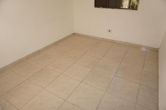 Quarto 1 de apartamento para alugar com 2 quartos, 53m² em Jardim Vitória, Embu das Artes