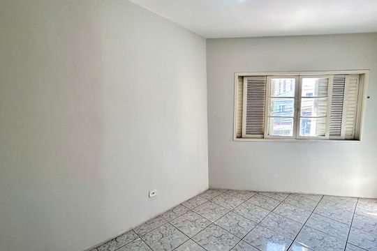 Quarto 1 de casa para alugar com 3 quartos, 80m² em Jardim Rosa de Franca, Guarulhos