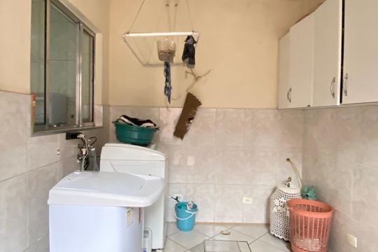 Área de Serviço de casa à venda com 3 quartos, 132m² em Quitaúna, Osasco