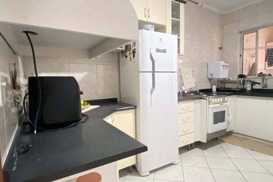 Cozinha de casa à venda com 3 quartos, 132m² em Quitaúna, Osasco