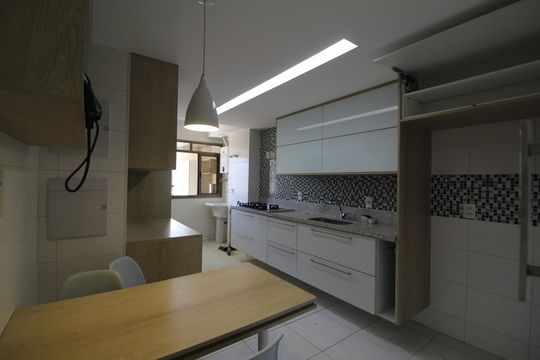 Cozinha de apartamento para alugar com 3 quartos, 105m² em Freguesia (jacarepaguá), Rio de Janeiro