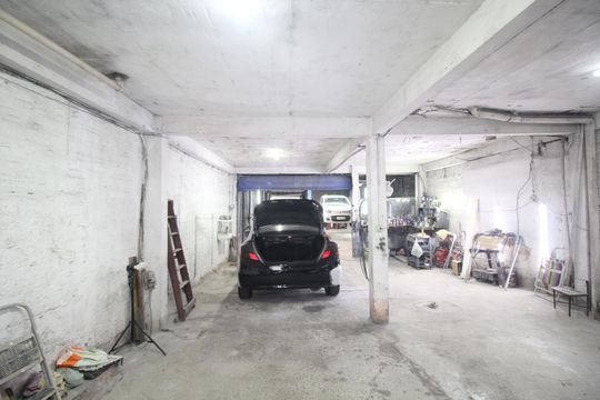 Garagem de casa à venda com 4 quartos, 125m² em Vila Jardim, Porto Alegre