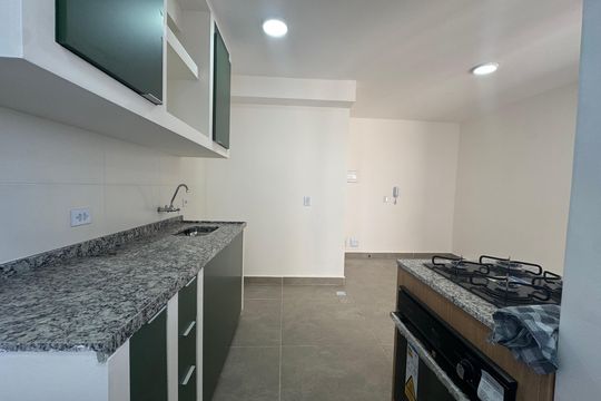Cozinha de apartamento para alugar com 2 quartos, 45m² em Vila Osasco, Osasco