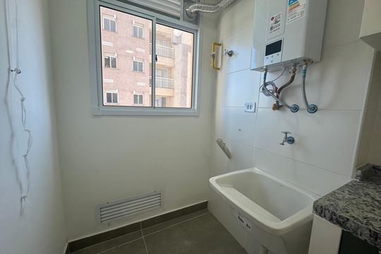 Área de Serviço de apartamento para alugar com 2 quartos, 45m² em Vila Osasco, Osasco