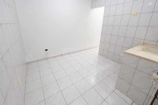 Cozinha de casa para alugar com 1 quarto, 50m² em Jardim do Engenho, Cotia