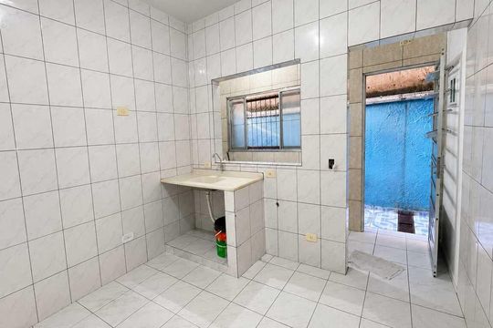 Cozinha de casa para alugar com 1 quarto, 50m² em Jardim do Engenho, Cotia