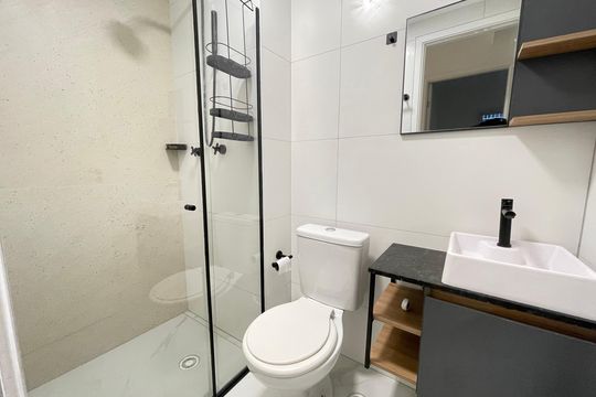 Banheiro de apartamento para alugar com 2 quartos, 38m² em Jaguaré, São Paulo