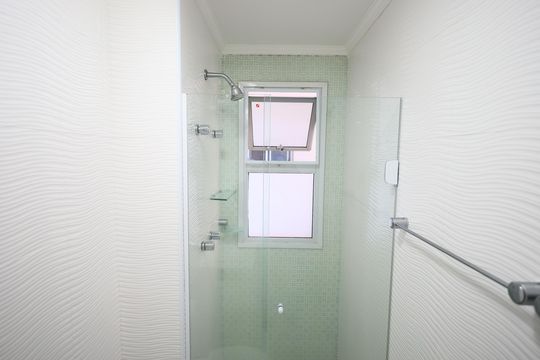 Banheiro da Suíte 2 de apartamento à venda com 3 quartos, 87m² em Vila Campesina, Osasco