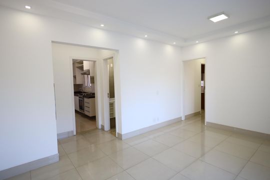 Sala de apartamento à venda com 3 quartos, 87m² em Vila Campesina, Osasco