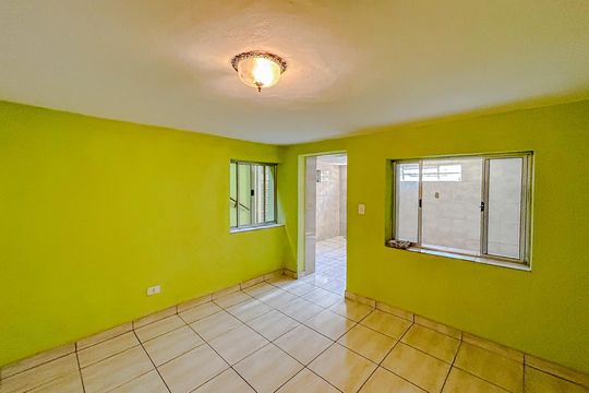 Sala 2 de casa à venda com 2 quartos, 155m² em Vila Santa Isabel, São Paulo