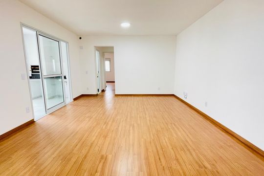 Sala de apartamento para alugar com 2 quartos, 82m² em Parque Esplanada do Embu, Embu das Artes