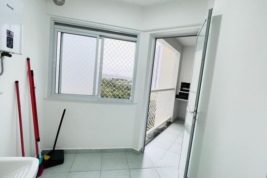 Área de serviço  de apartamento para alugar com 2 quartos, 82m² em Parque Esplanada do Embu, Embu das Artes