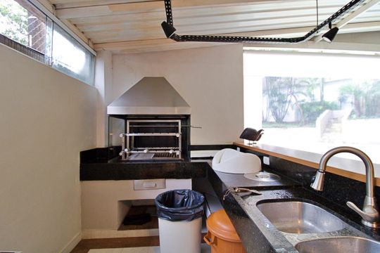 Área comum de apartamento à venda com 4 quartos, 175m² em Vila Suzana, São Paulo