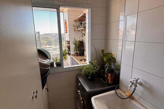 Lavanderia de apartamento à venda com 2 quartos, 55m² em Conceicao, Osasco