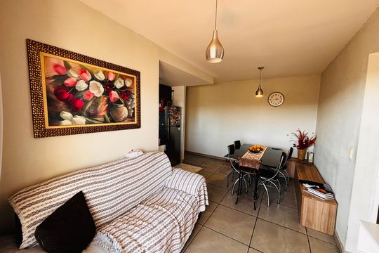 Sala de apartamento para alugar com 2 quartos, 55m² em Conceicao, Osasco