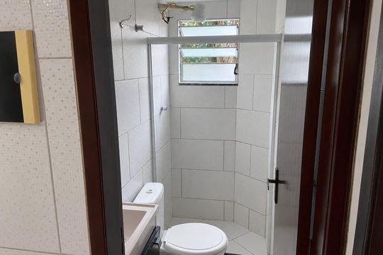 Banheiro de apartamento para alugar com 2 quartos, 58m² em Recreio dos Bandeirantes, Rio de Janeiro