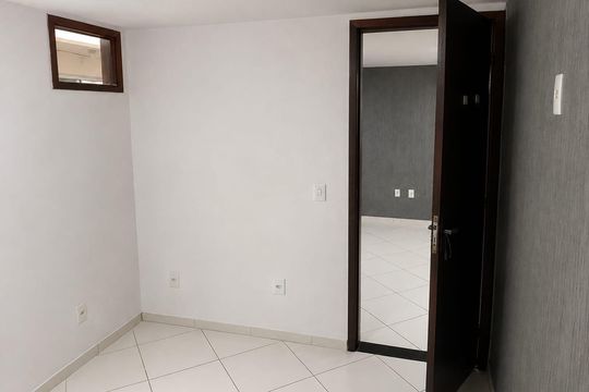 Quarto de apartamento para alugar com 2 quartos, 58m² em Recreio dos Bandeirantes, Rio de Janeiro