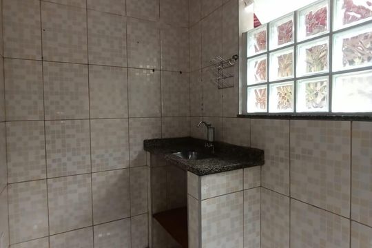 Cozinha de casa para alugar com 1 quarto, 25m² em Piam, Belford Roxo