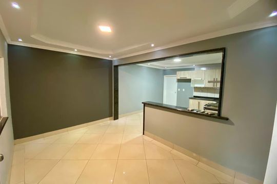 Sala de casa para alugar com 4 quartos, 209m² em Jardim Joao Paulo II, Sumaré
