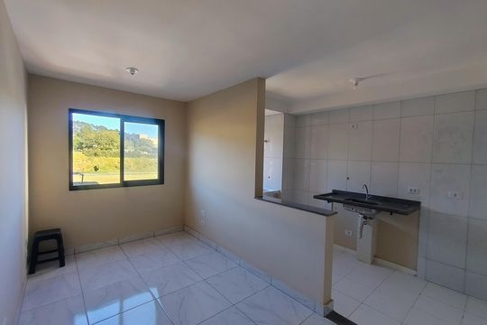 Sala  de apartamento para alugar com 2 quartos, 52m² em Jardim Silvina, São Bernardo do Campo