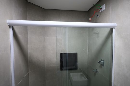 Banheiro de casa para alugar com 1 quarto, 45m² em Bussocaba, Osasco