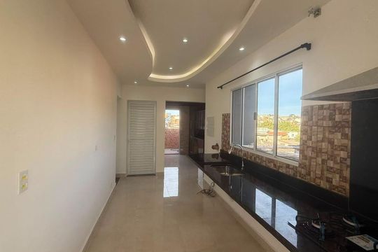 Cozinha de casa para alugar com 2 quartos, 110m² em Vila Fidalgo, São Paulo
