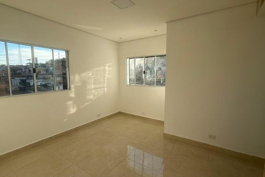 Sala de casa para alugar com 2 quartos, 110m² em Vila Fidalgo, São Paulo