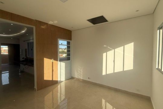 Casa para alugar com 2 quartos, 110m² em Vila Fidalgo, São Paulo
