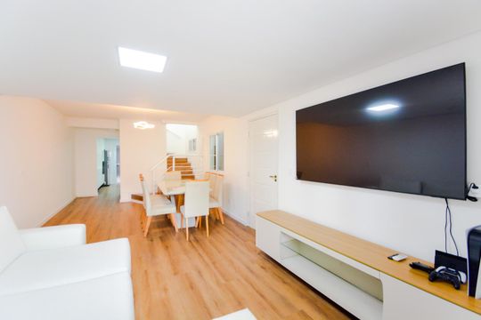 Sala de casa de condomínio à venda com 3 quartos, 132m² em Vila Rosalia, Guarulhos