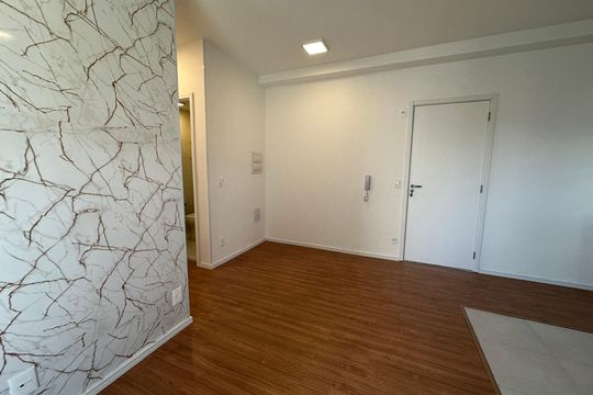Sala de apartamento para alugar com 1 quarto, 48m² em Vila Pindorama, Barueri