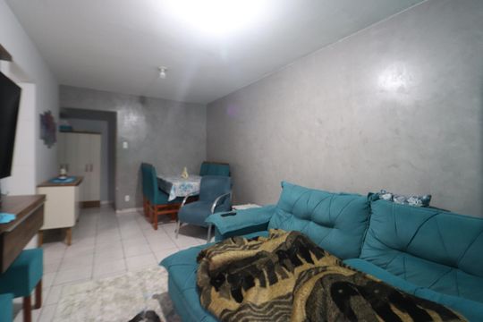 Casa à venda com 3 quartos, 105m² em Jardim Mimar, São Paulo