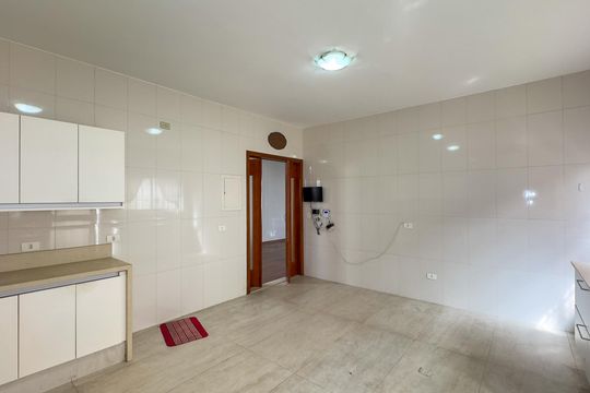 Cozinha de casa para alugar com 3 quartos, 233m² em Brooklin, São Paulo