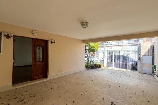 Garagem de casa para alugar com 3 quartos, 233m² em Brooklin, São Paulo