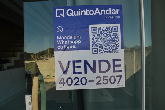 Placa Instalada de casa à venda com 3 quartos, 70m² em Vila Valqueire, Rio de Janeiro