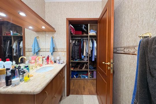 Banheiro da suíte  de casa à venda com 3 quartos, 316m² em Jardim Las Vegas, Santo André