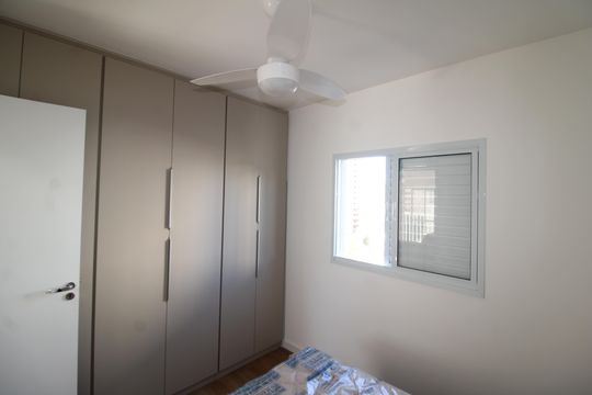 Quarto 2 de apartamento para alugar com 2 quartos, 45m² em Santana, São Paulo