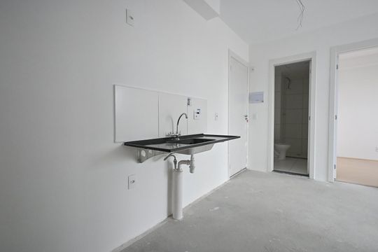 Cozinha de apartamento à venda com 2 quartos, 37m² em Vila Andrade, São Paulo