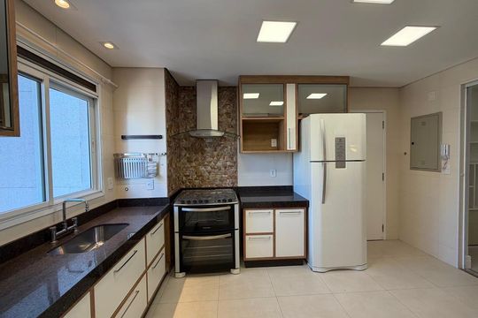 Apartamento à venda com 2 quartos, 121m² em Centro, Jundiaí
