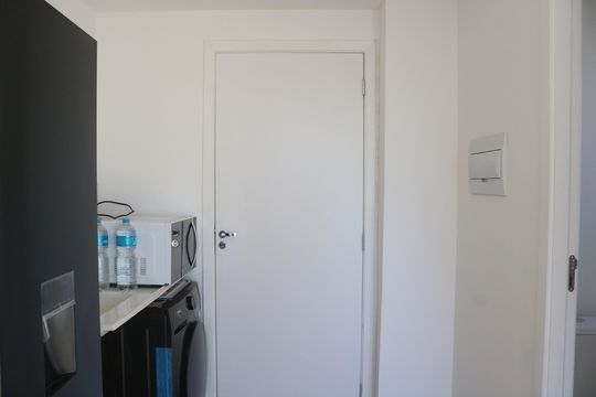 Cozinha de kitnet/studio para alugar com 1 quarto, 19m² em Água Branca, São Paulo