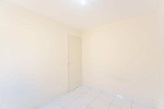 Quarto 2 de apartamento para alugar com 2 quartos, 45m² em Água Chata, Guarulhos