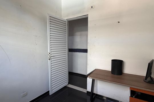 Quarto 2 de apartamento para alugar com 2 quartos, 50m² em Vila Nova, Santos