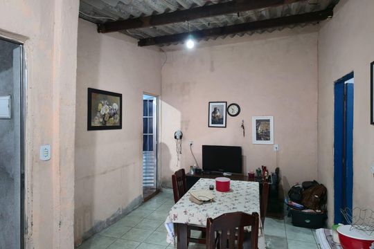 Sala  de casa à venda com 3 quartos, 72m² em Jardim Cocaia, Guarulhos