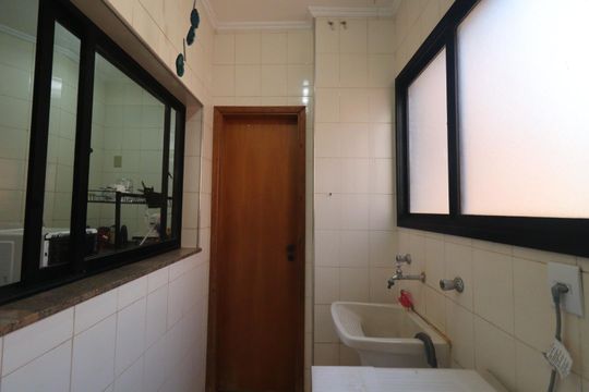 Área de Serviço de apartamento para alugar com 2 quartos, 99m² em Centro, Ribeirão Preto