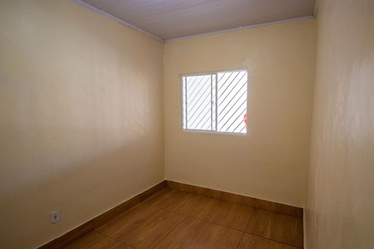 Casa para alugar com 3 quartos, 40m² em Conjunto C, Brasília
