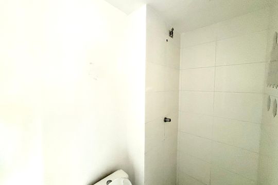 Banheiro de apartamento para alugar com 2 quartos, 32m² em Engenheiro Goulart, São Paulo