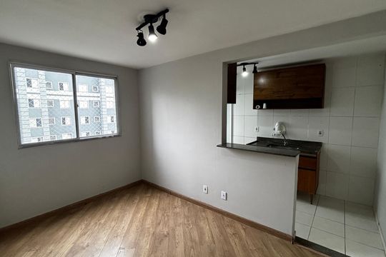 Apartamento para alugar com 2 quartos, 44m² em Parque Sao Vicente, Santo André